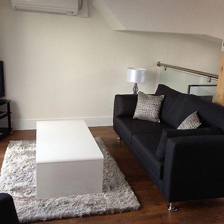 Max Serviced Apartments Commercial Road Лондон Екстер'єр фото